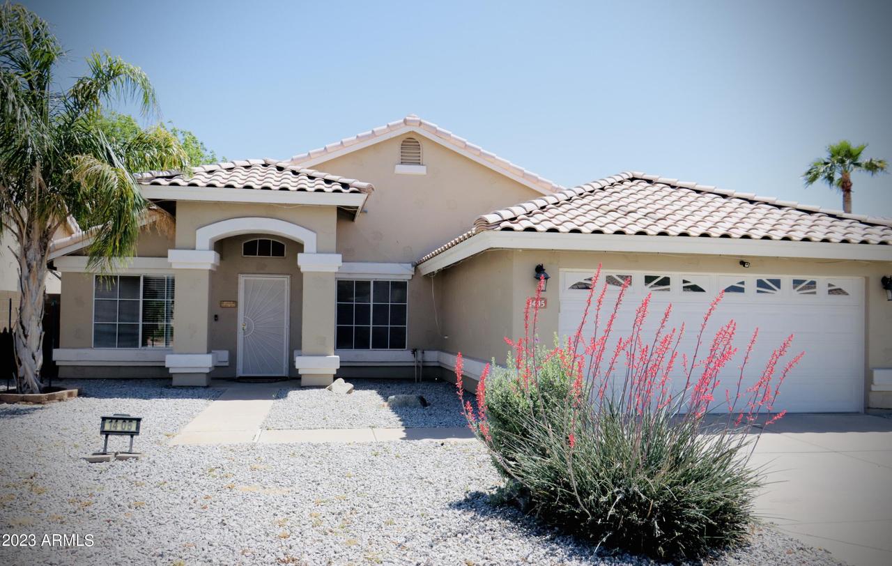 1405 W Wagoner Rd., Phoenix, AZ 85023