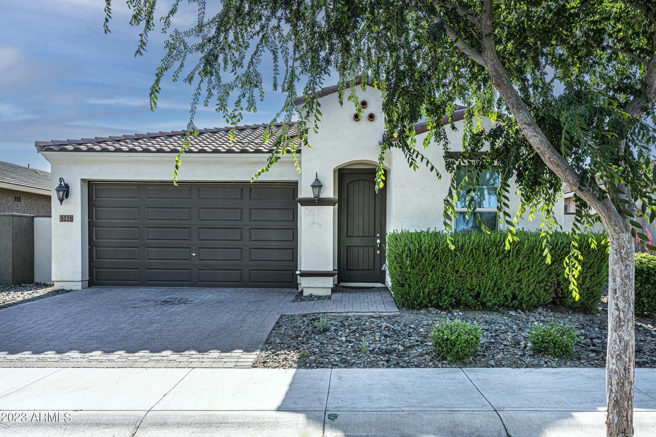 5220 S Cobalt Dr., Mesa, AZ 85212
