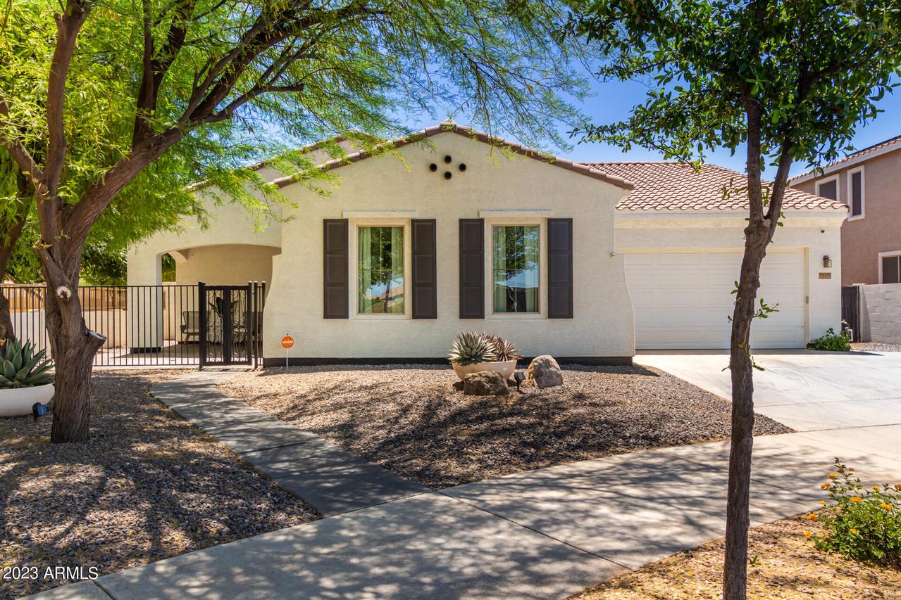 21073 E Via De Arboles, Queen Creek, AZ 85142