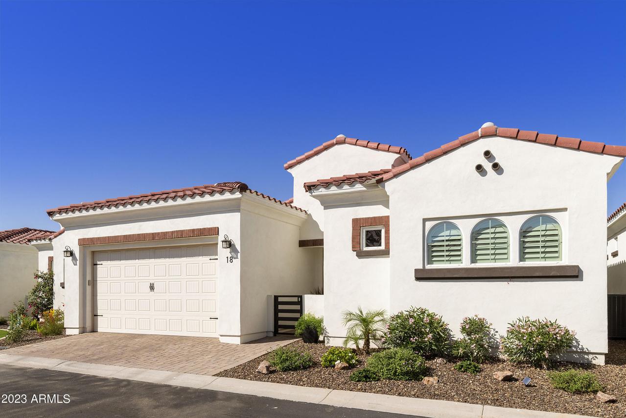 2777 W Queen Creek Rd. #18, Chandler, AZ 85248