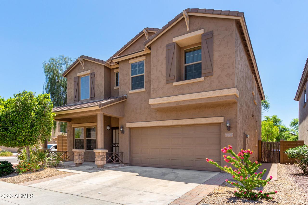 2225 W Beverly Ln., Phoenix, AZ 85023