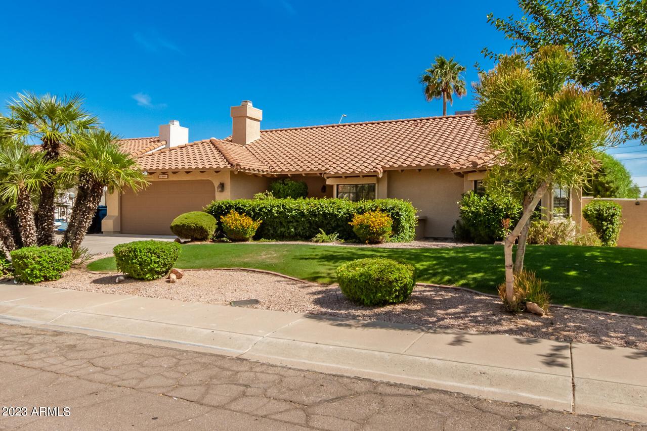 4301 E Beck Ln., Phoenix, AZ 85032