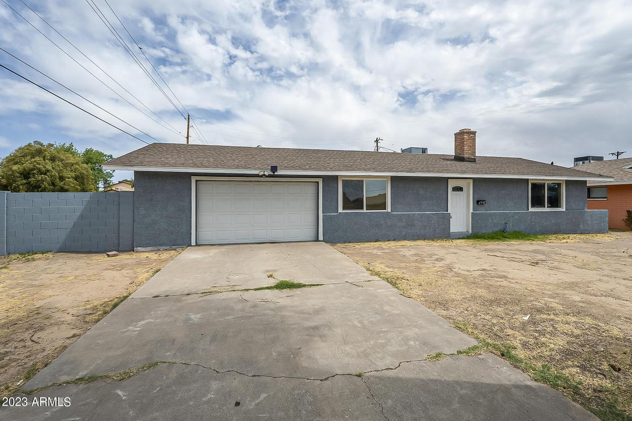 2942 W Cavalier Dr., Phoenix, AZ 85017