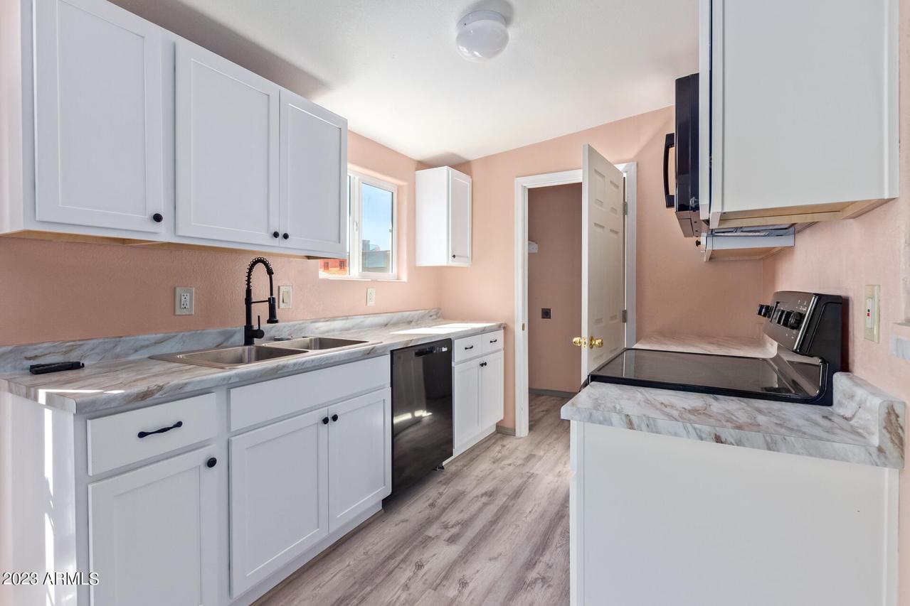 611 W Wight St., Superior, AZ 85173