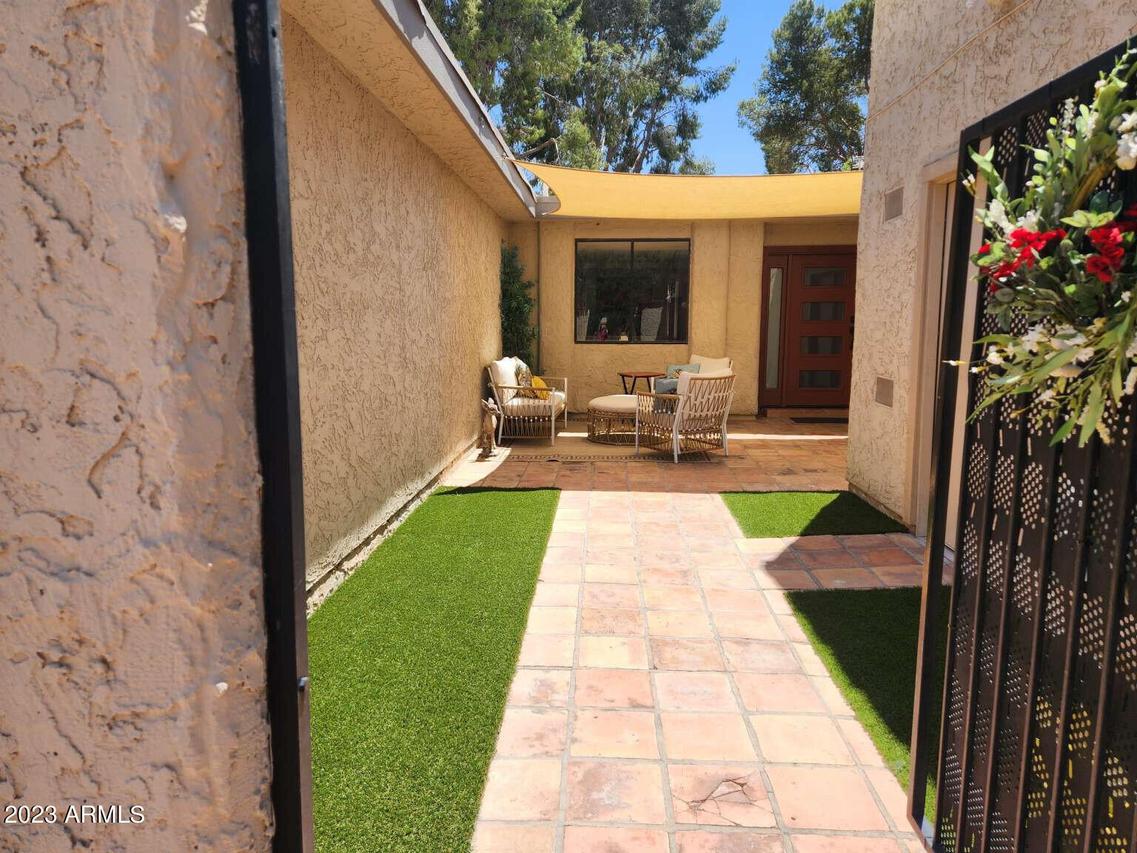 7611 E Bonnie Rose Ave., Scottsdale, AZ 85250