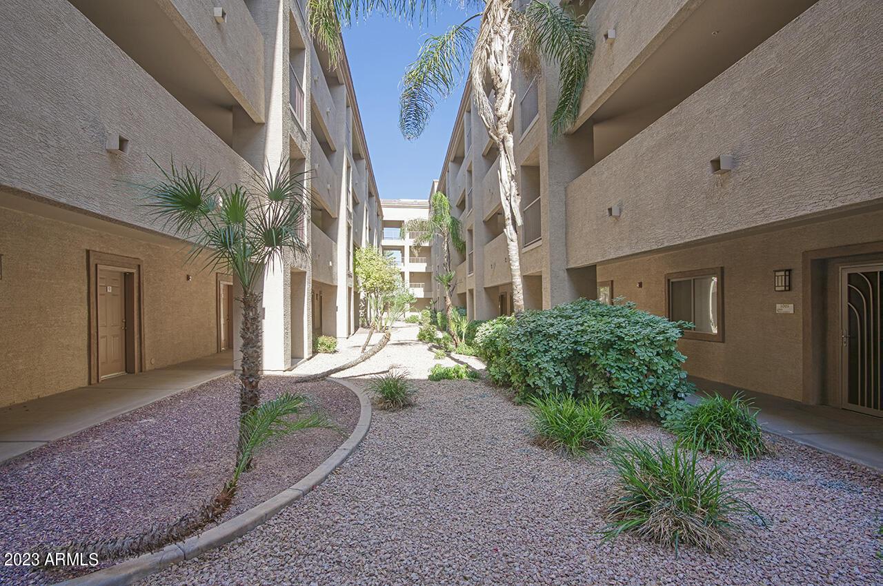 920 E Devonshire Ave. #1004, Phoenix, AZ 85014
