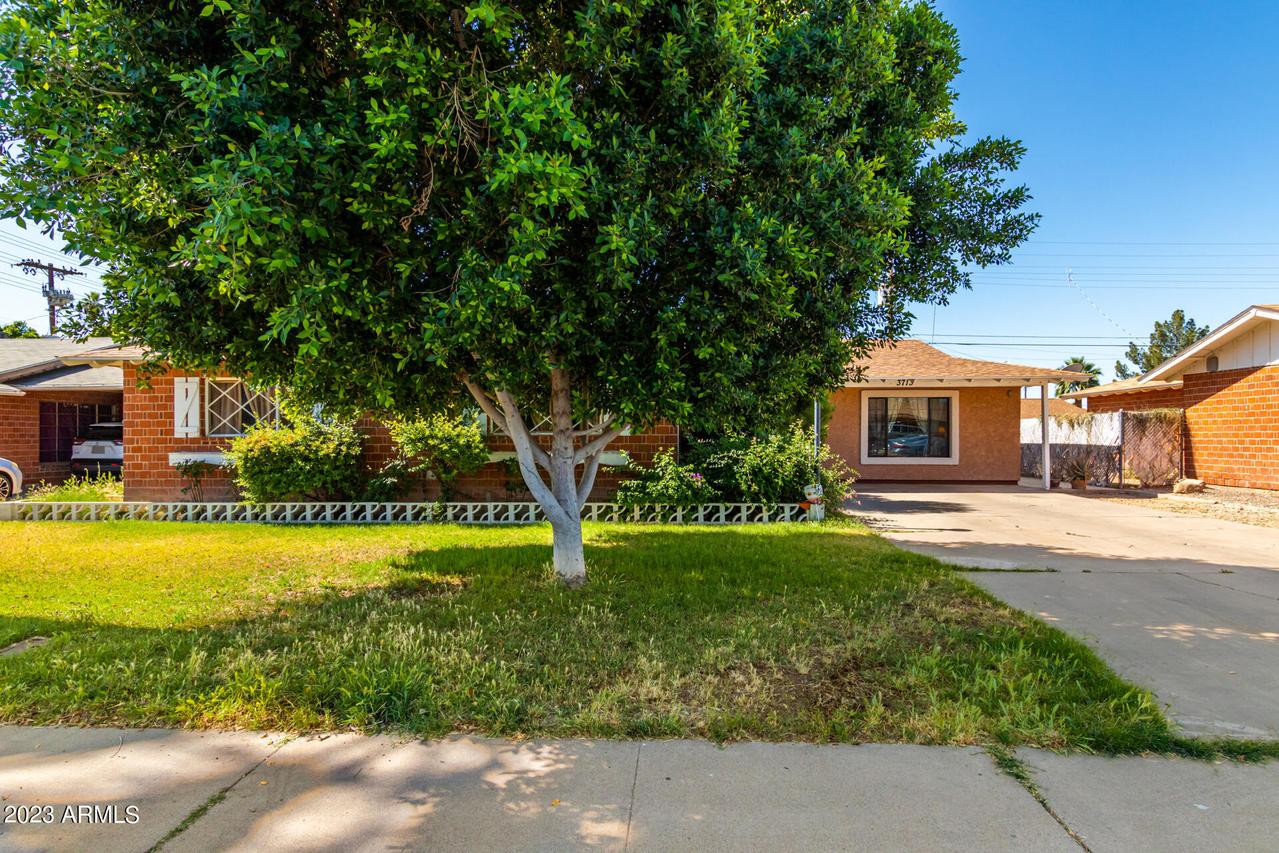 3713 W Keim Dr., Phoenix, AZ 85019