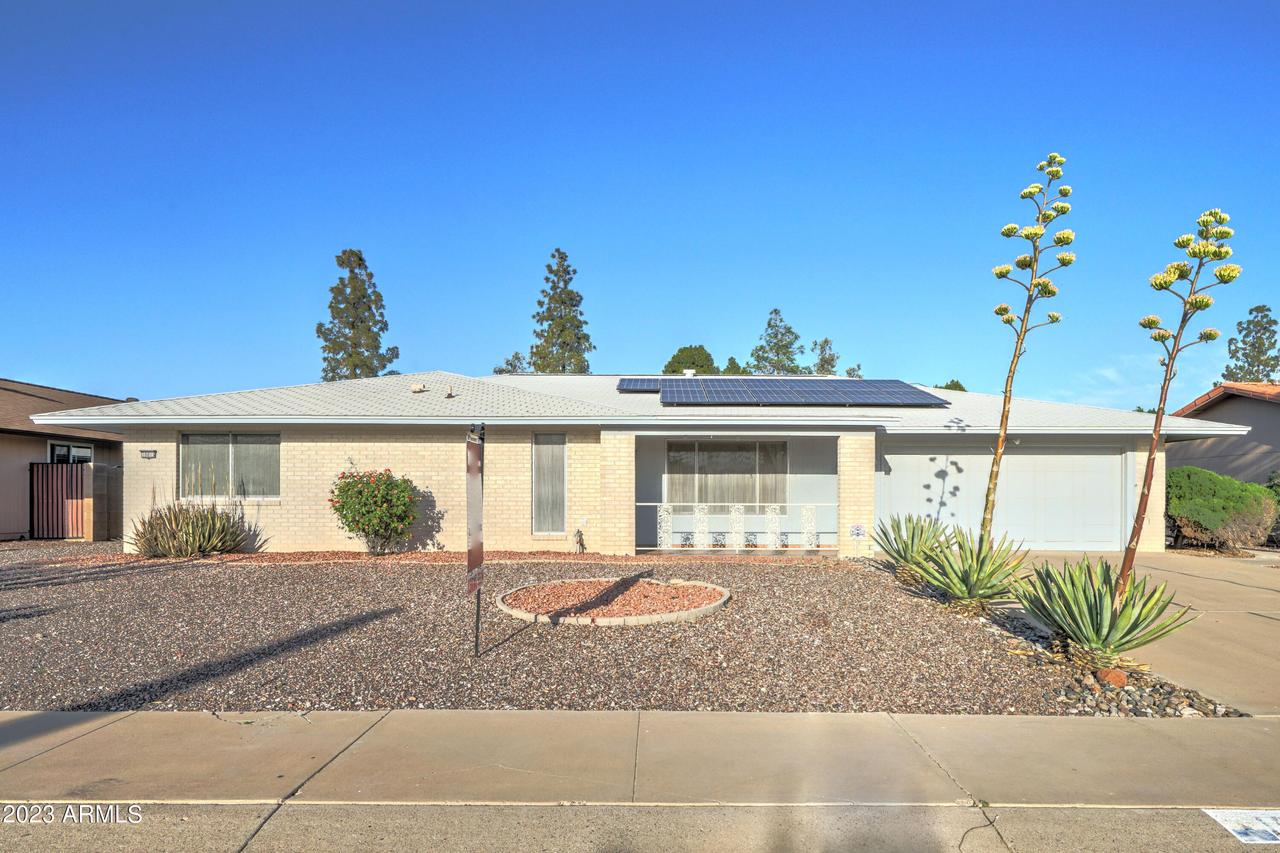 18813 N 103rd Ave., Sun City, AZ 85373