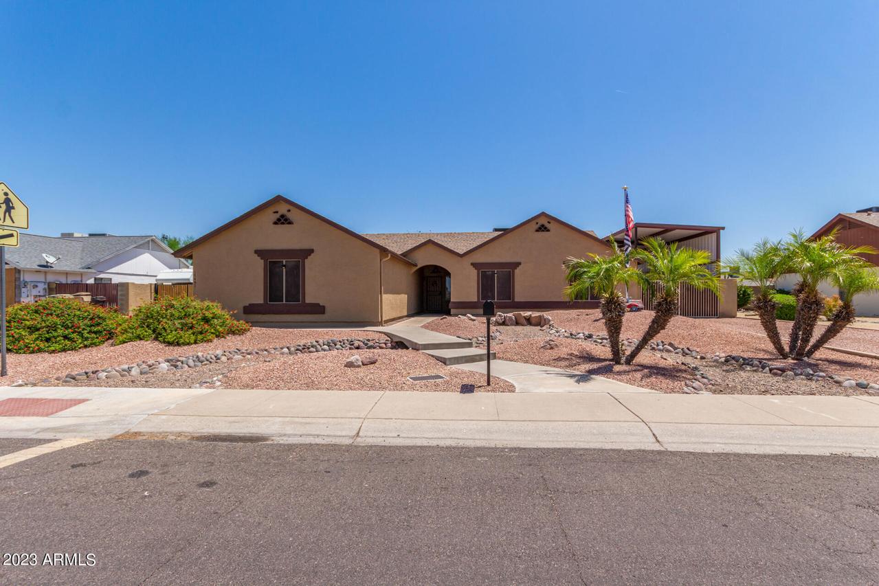 17451 N 61st Ave., Glendale, AZ 85308