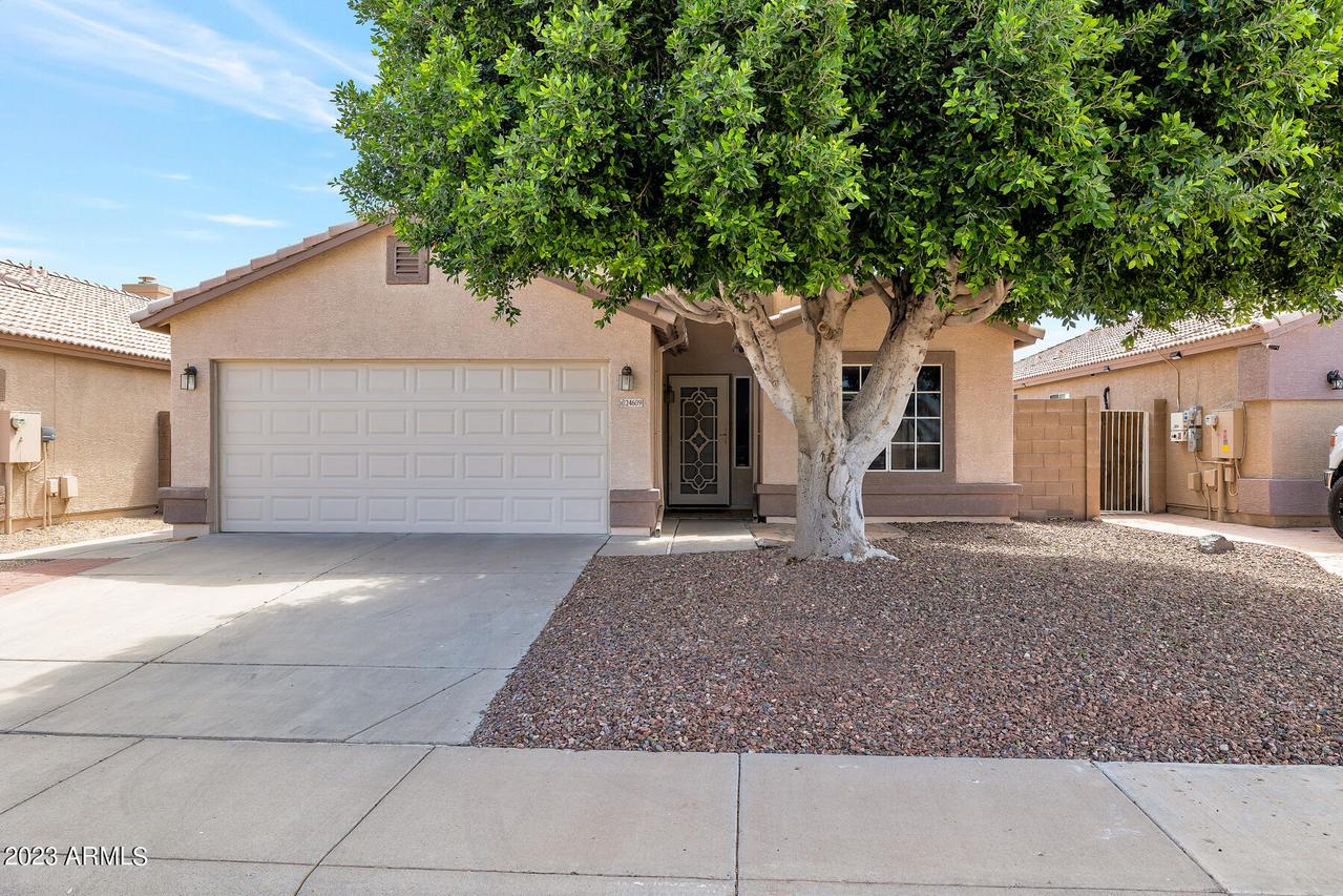 24609 N 38th Dr., Glendale, AZ 85310