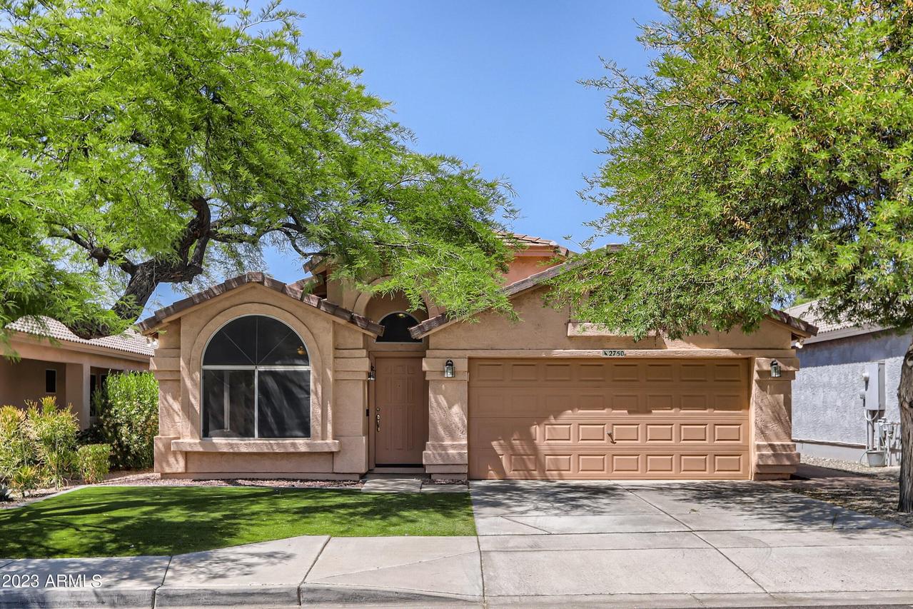 2750 E Hartford Ave., Phoenix, AZ 85032