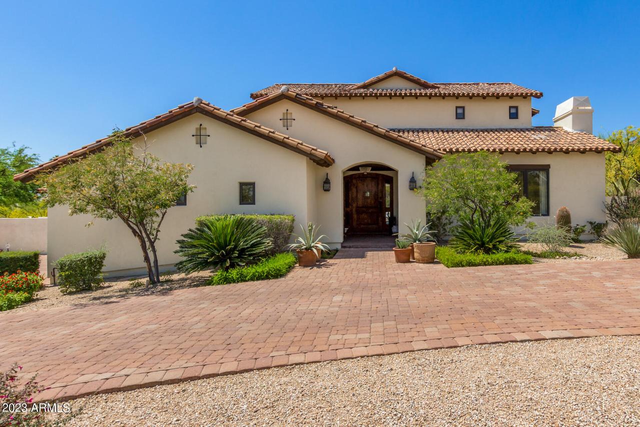 5319 E Rockridge Rd., Phoenix, AZ 85018