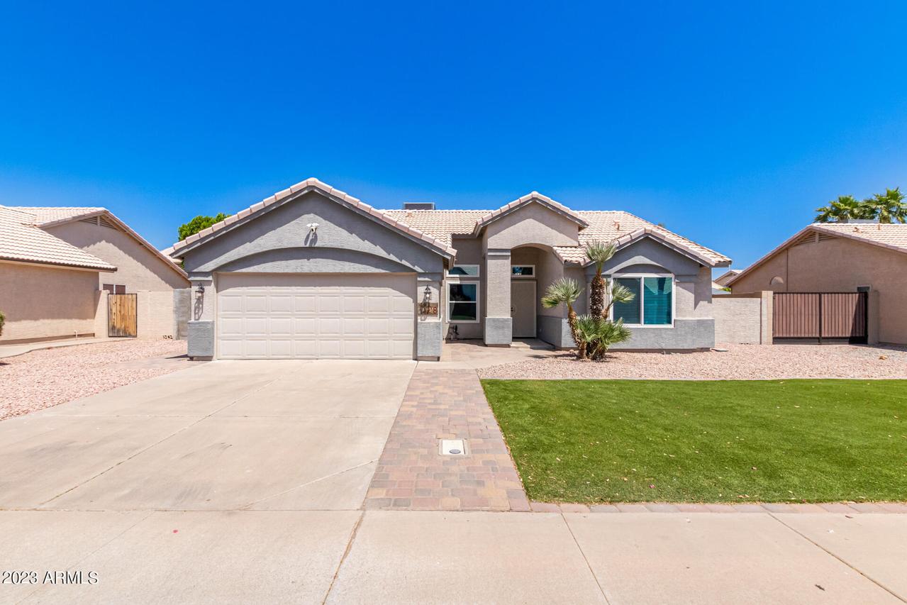 1708 E Golden Ln., Chandler, AZ 85225