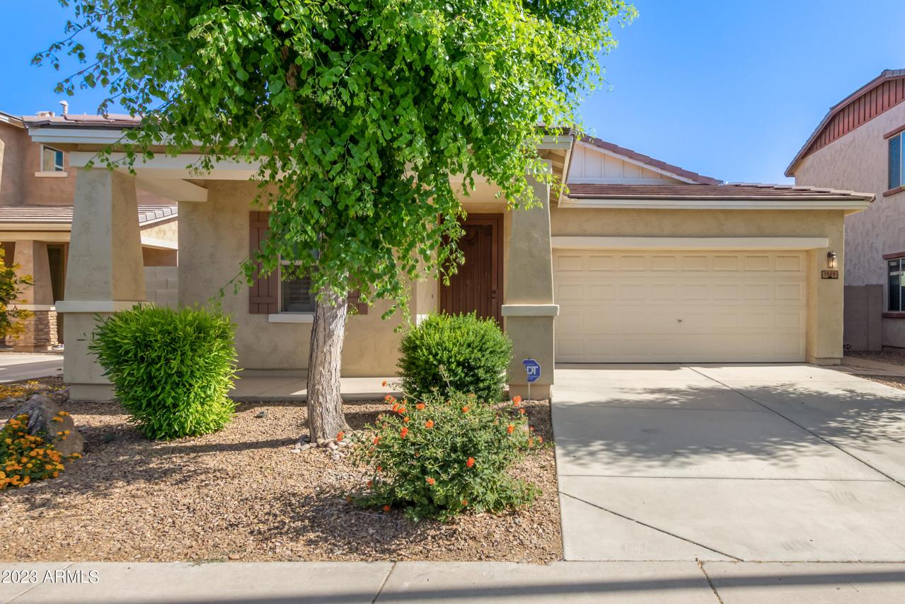 1529 E Goldcrest St., Gilbert, AZ 85297