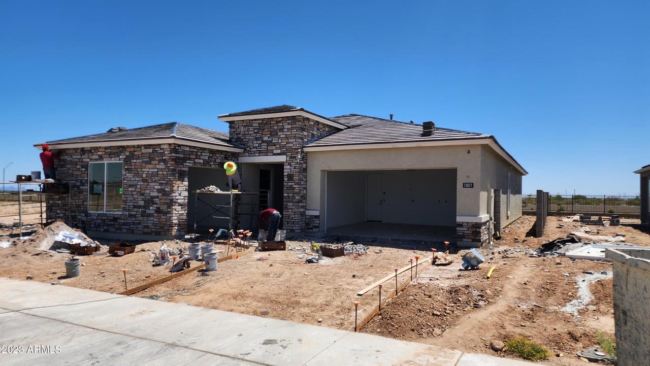 15817 W Hackamore Dr., Surprise, AZ 85387