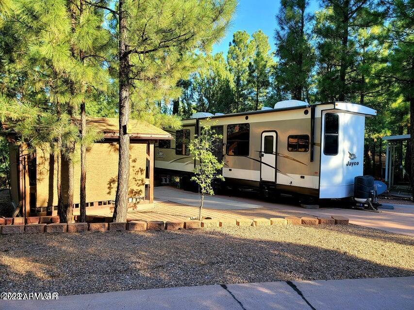 2240 E Tender Foot Tr., Show Low, AZ 85901