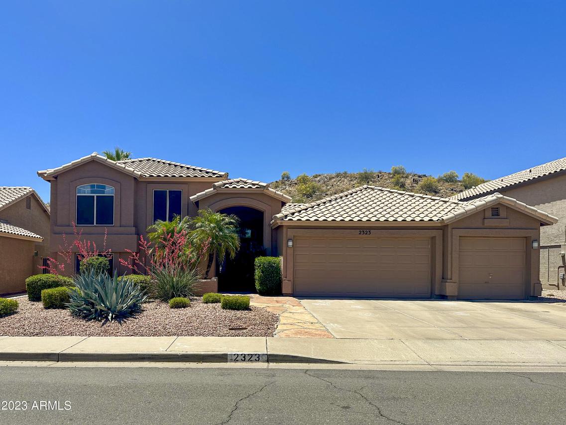 2323 E Taxidea Way, Phoenix, AZ 85048