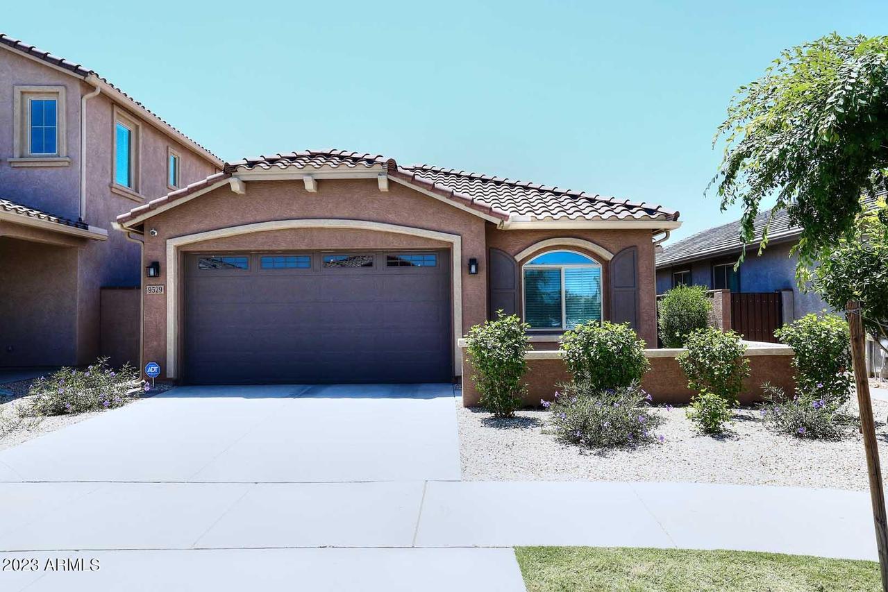 9529 E Tesla Ave., Mesa, AZ 85212