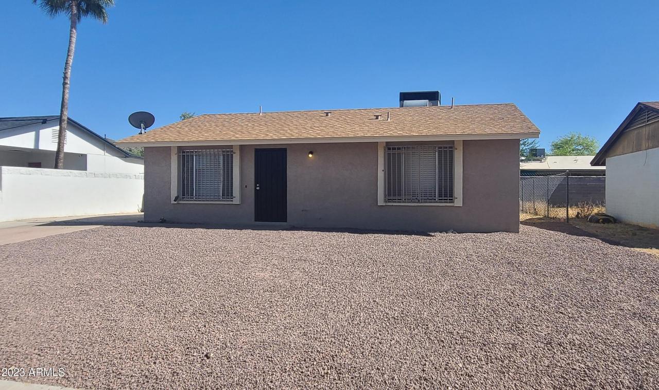 237 W Desert Dr., Phoenix, AZ 85041