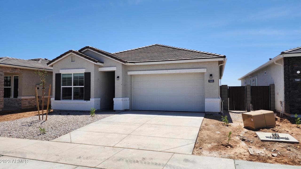 15628 W Smoketree Dr., Surprise, AZ 85387