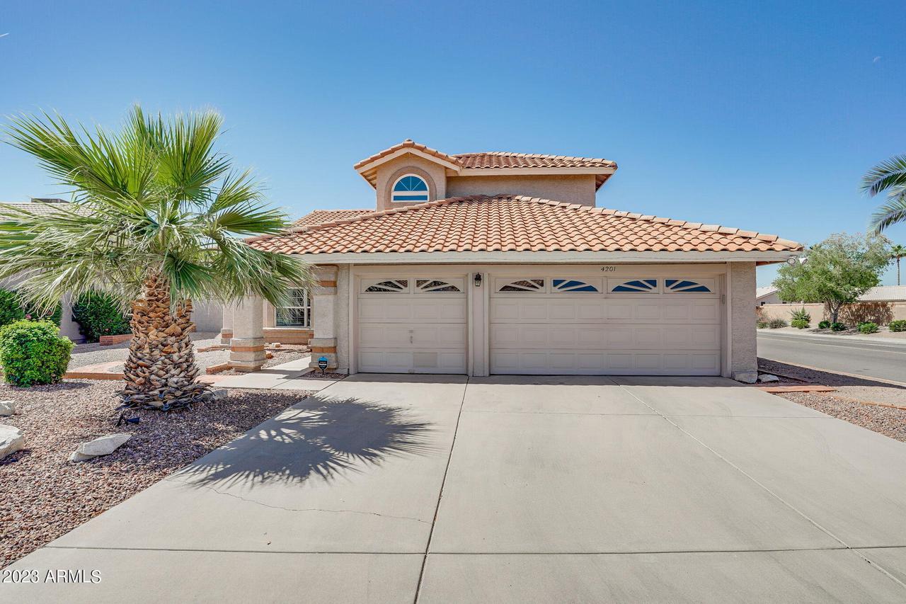 4201 E Mountain Vista Dr., Phoenix, AZ 85048