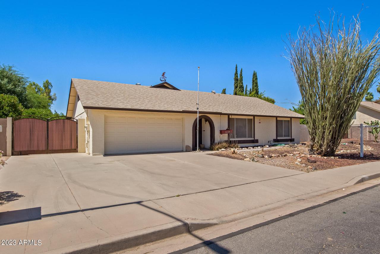 1439 W Meseto Ave., Mesa, AZ 85202