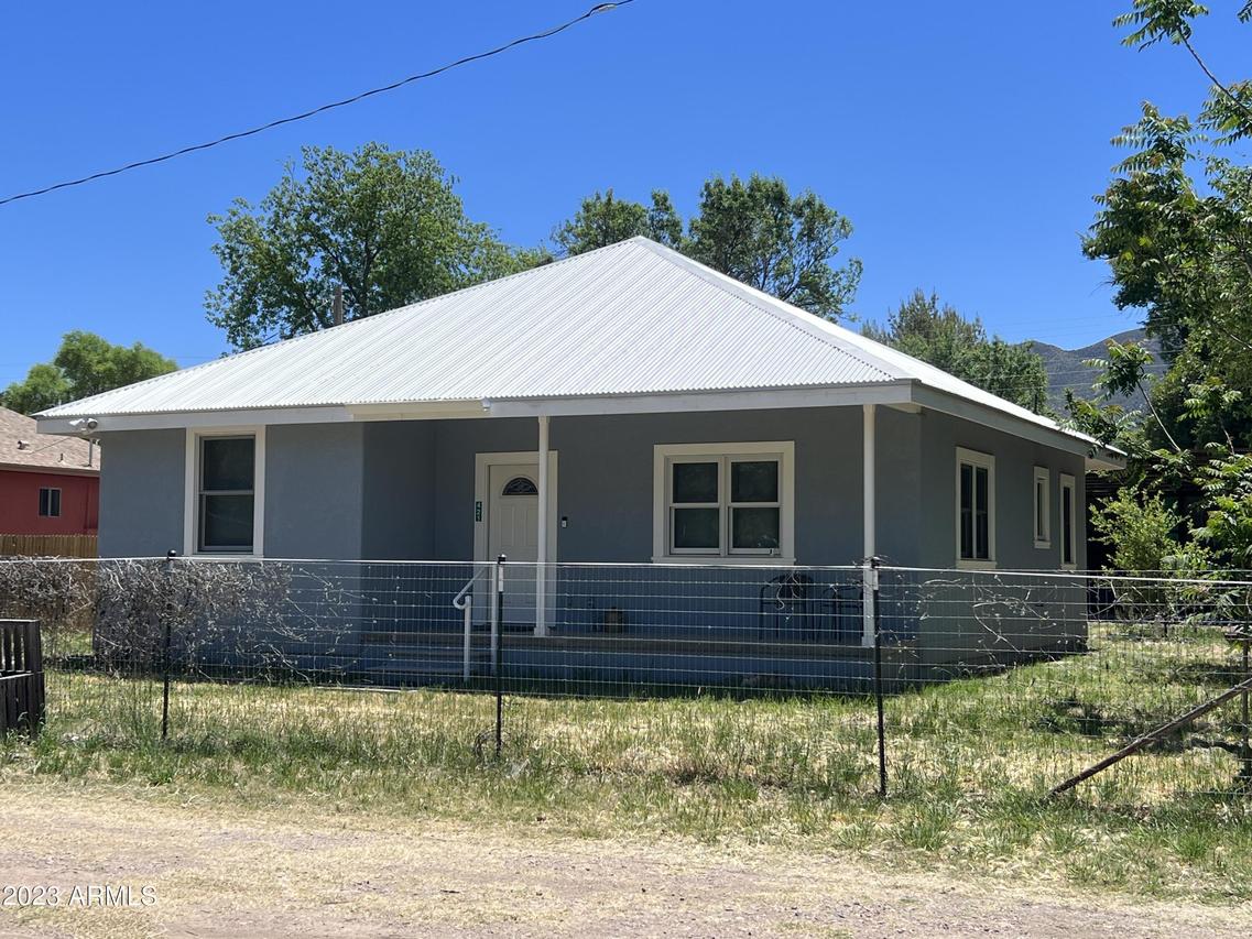 421 Sonoita Ave., Patagonia, AZ 85624