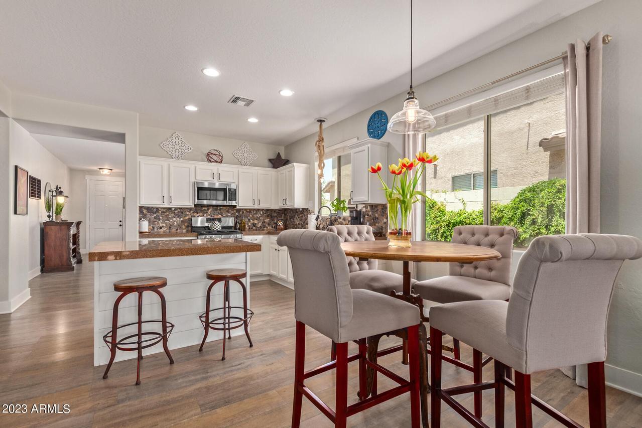 39915 N Messner Way, Anthem, AZ 85086