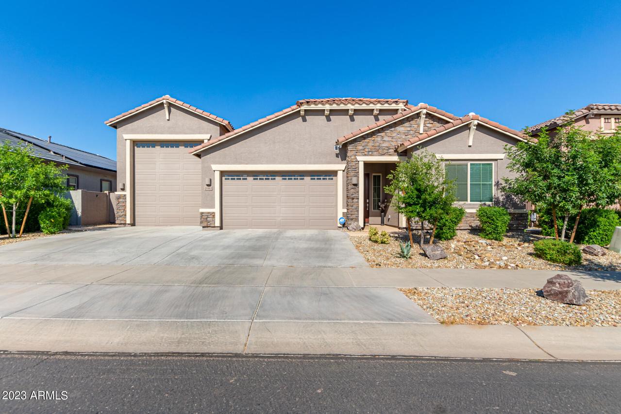 24463 N 168th Ln., Surprise, AZ 85387
