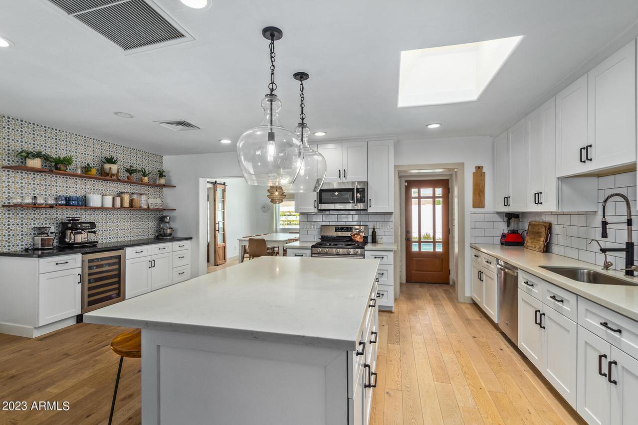 48 S Sahuaro Dr., Gilbert, AZ 85233