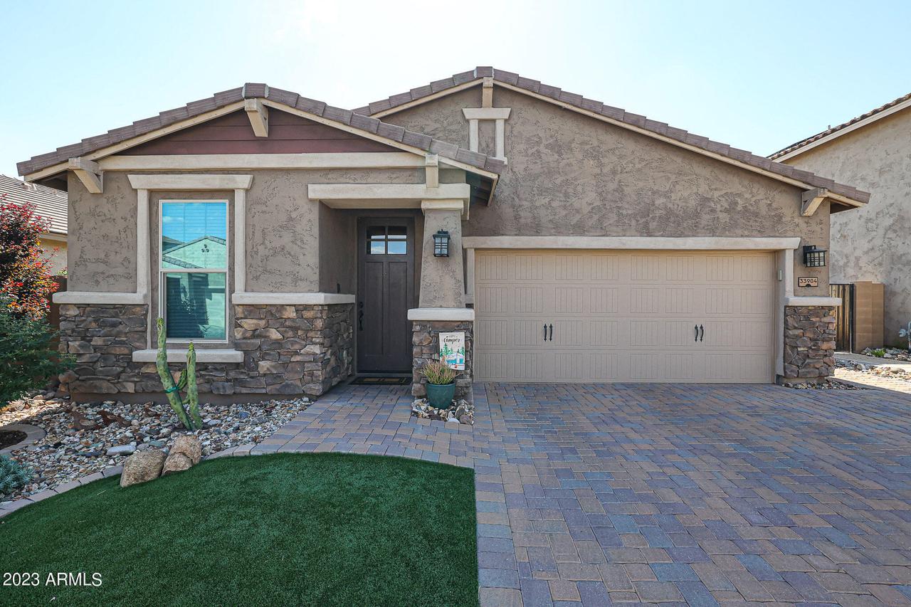 33904 N 30th Ln., Phoenix, AZ 85085