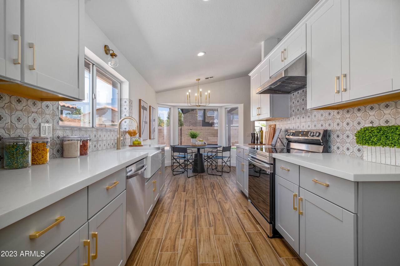 6908 E Medina Ave., Mesa, AZ 85208