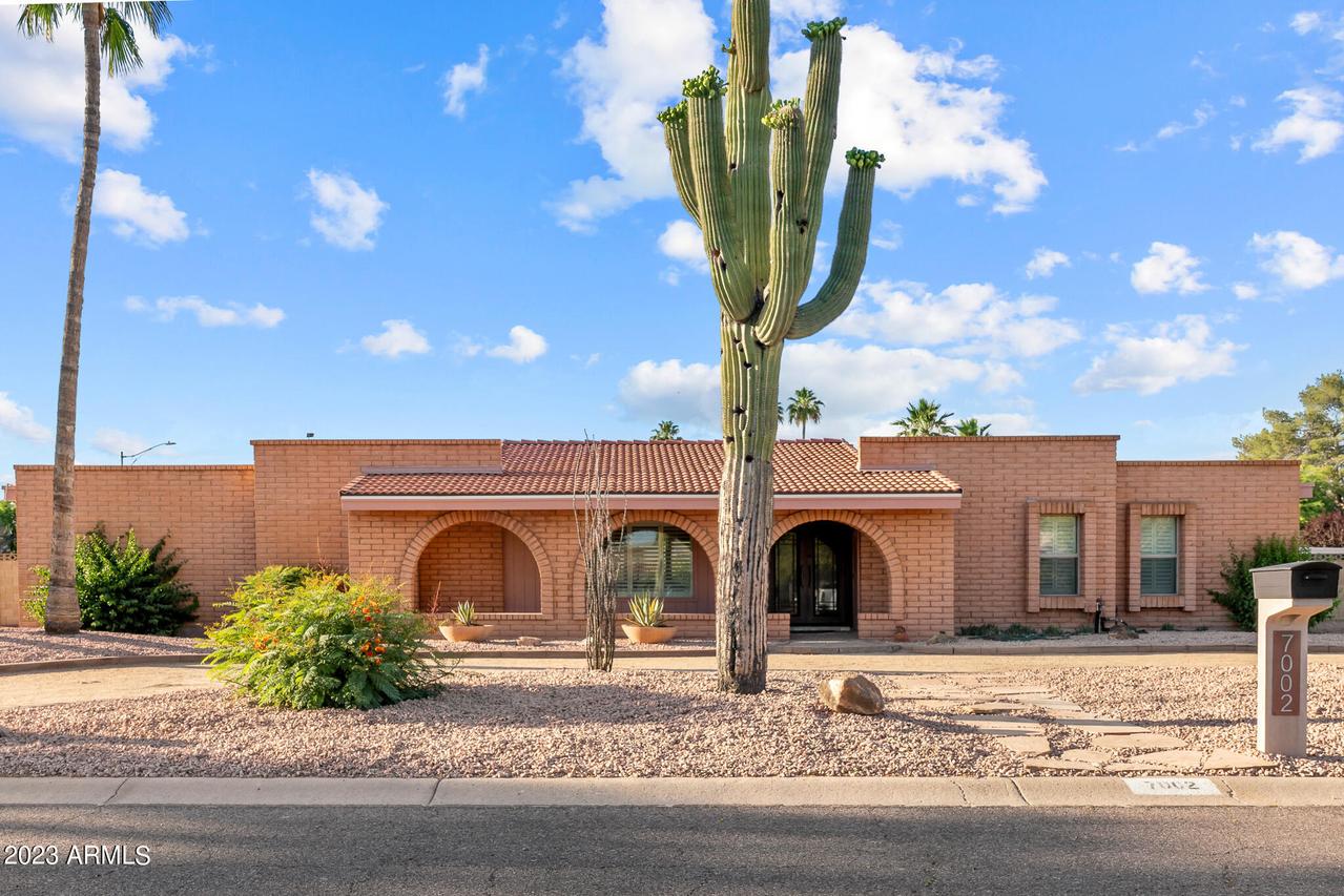 7002 E Presidio Rd., Scottsdale, AZ 85254