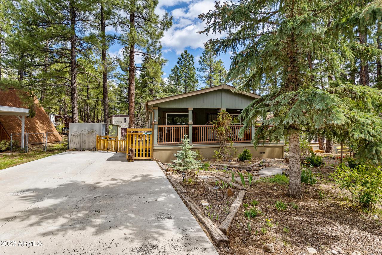 17235 S Mescalero Dr., Munds Park, AZ 86017