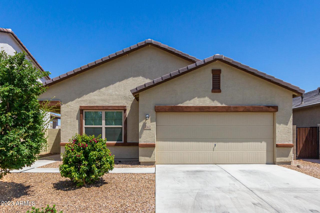 4562 W Feather Plume Dr., San Tan Valley, AZ 85144