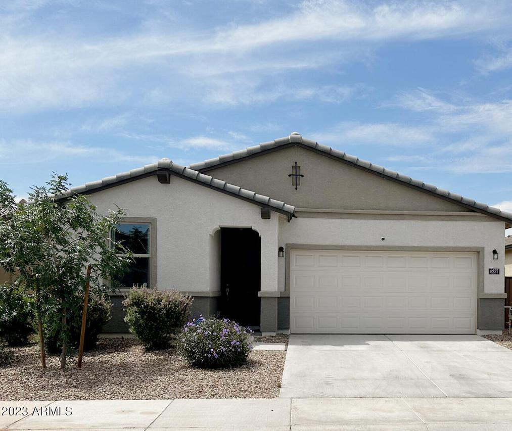 8237 E Jan Ave., Mesa, AZ 85209