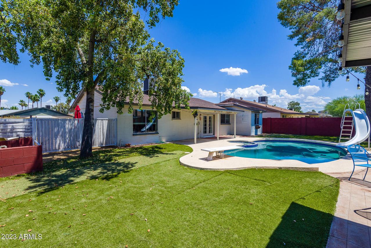 2311 E Hampton Ave., Mesa, AZ 85204