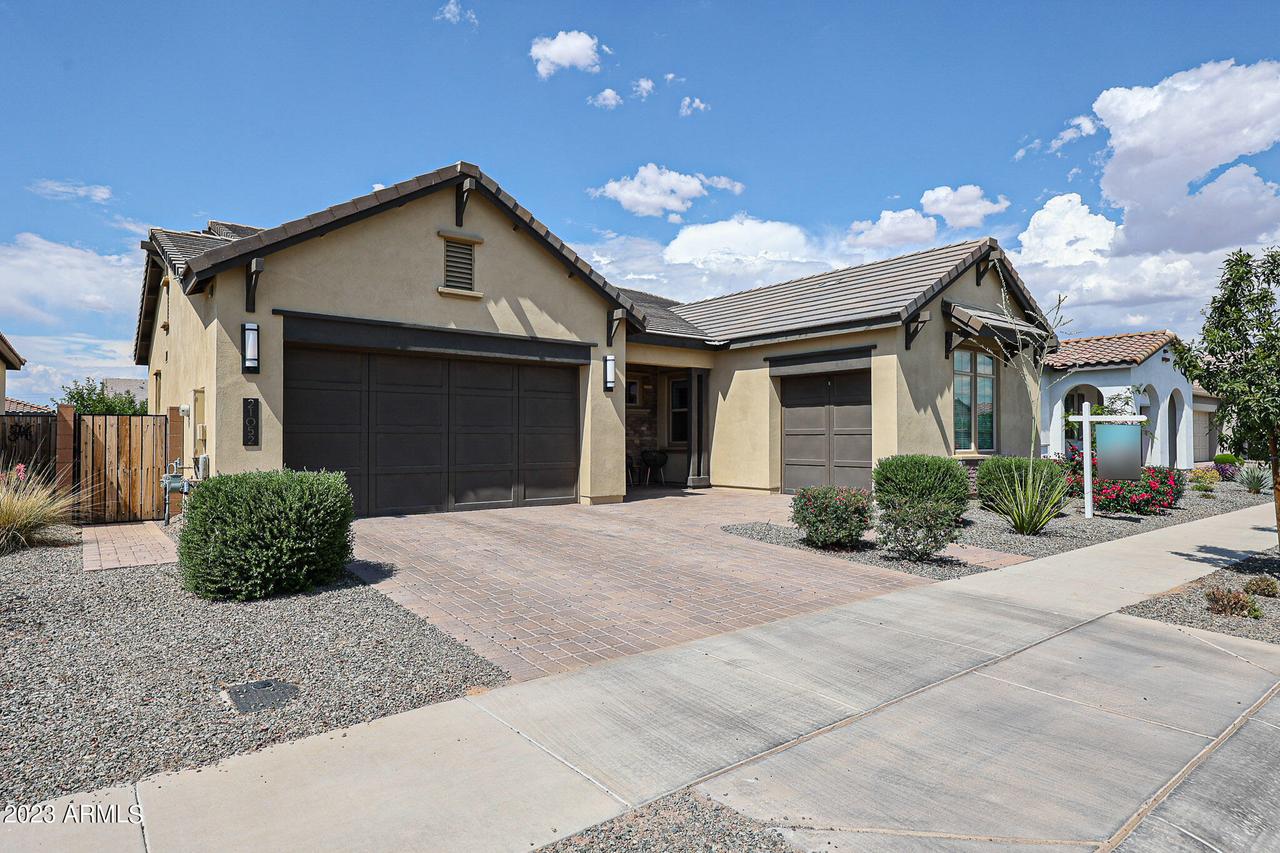 21052 E Swan Dr., Queen Creek, AZ 85142