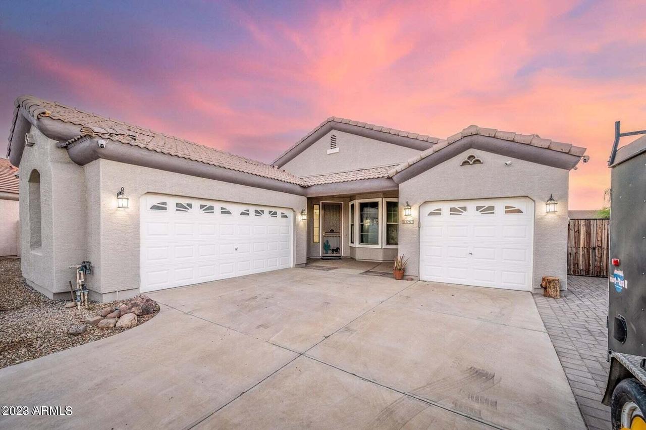 10957 W Chase Ln., Avondale, AZ 85323