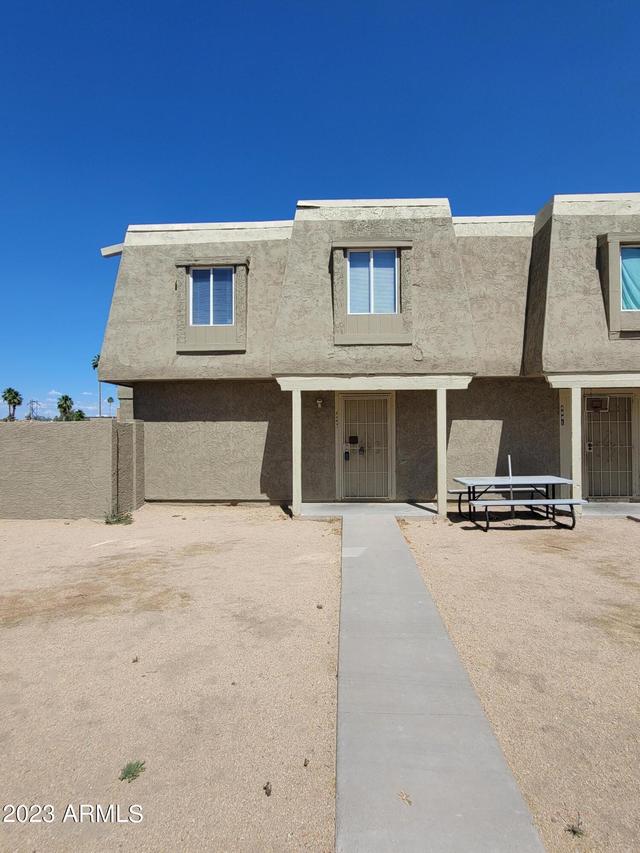 4443 E Wood St., Phoenix, AZ 85040