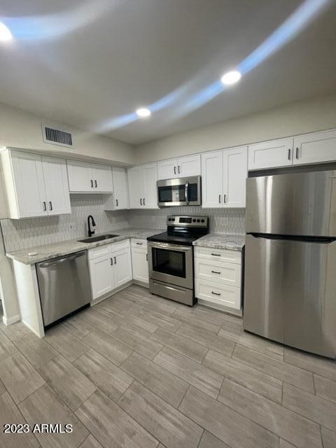 8332 N 59th Dr., Glendale, AZ 85302