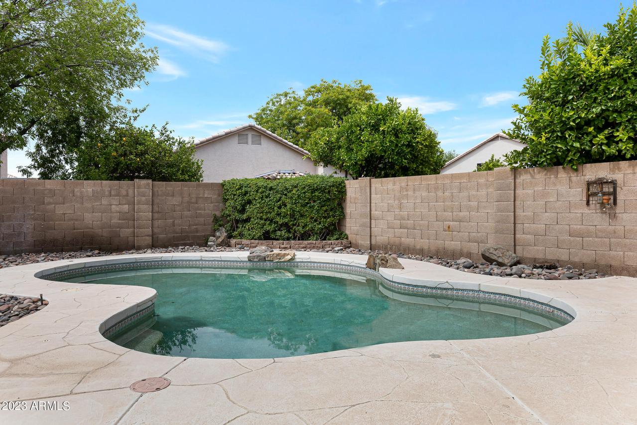4925 W Buffalo St., Chandler, AZ 85226