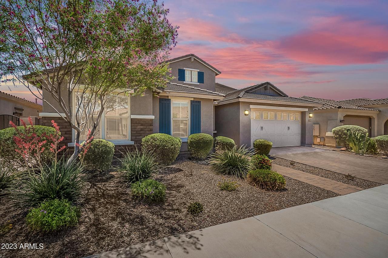 10543 E Sheffield Dr., Mesa, AZ 85212