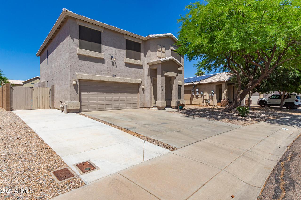 66 E Saddle Way, San Tan Valley, AZ 85143