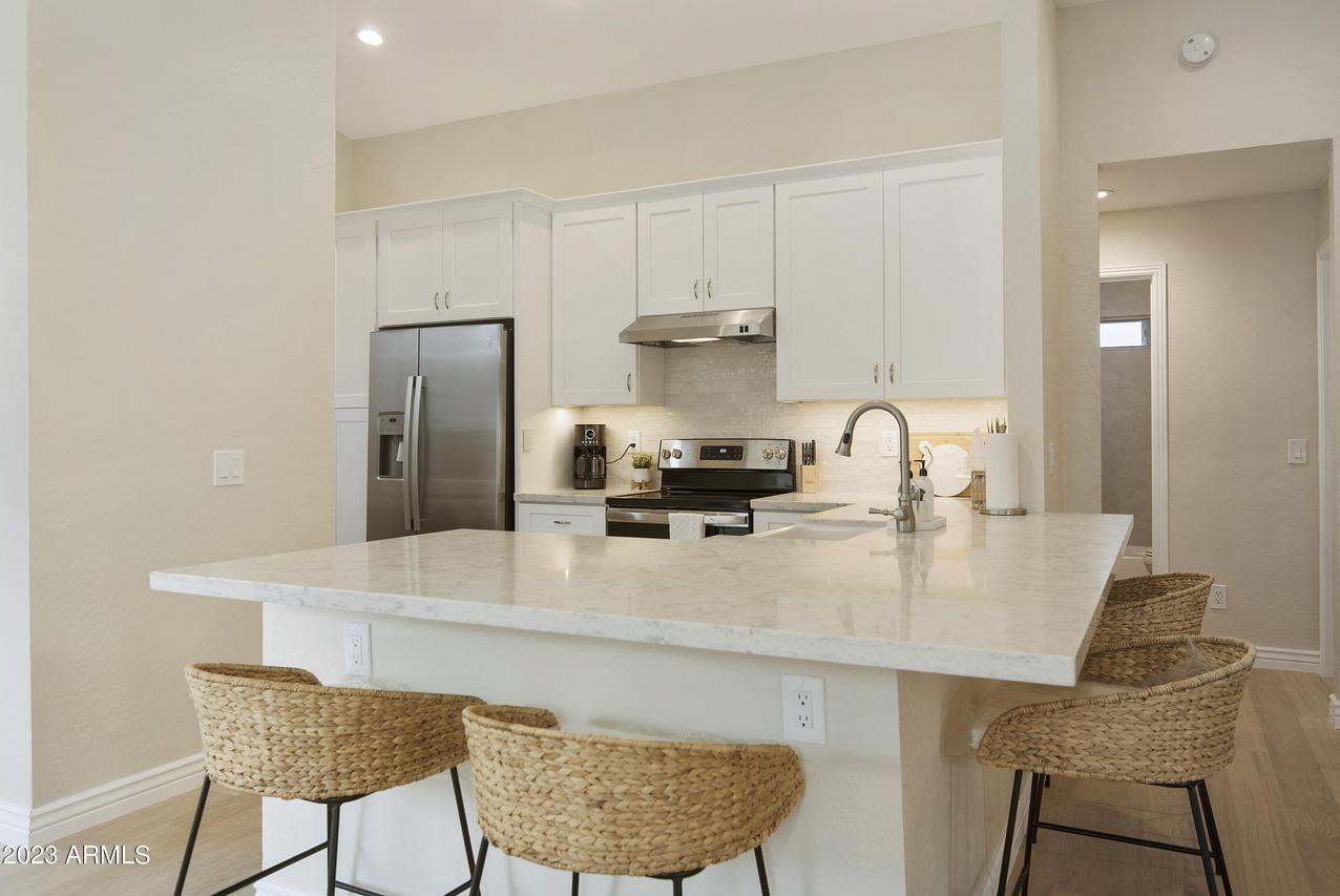 301 W Eagle Ln., Gilbert, AZ 85233