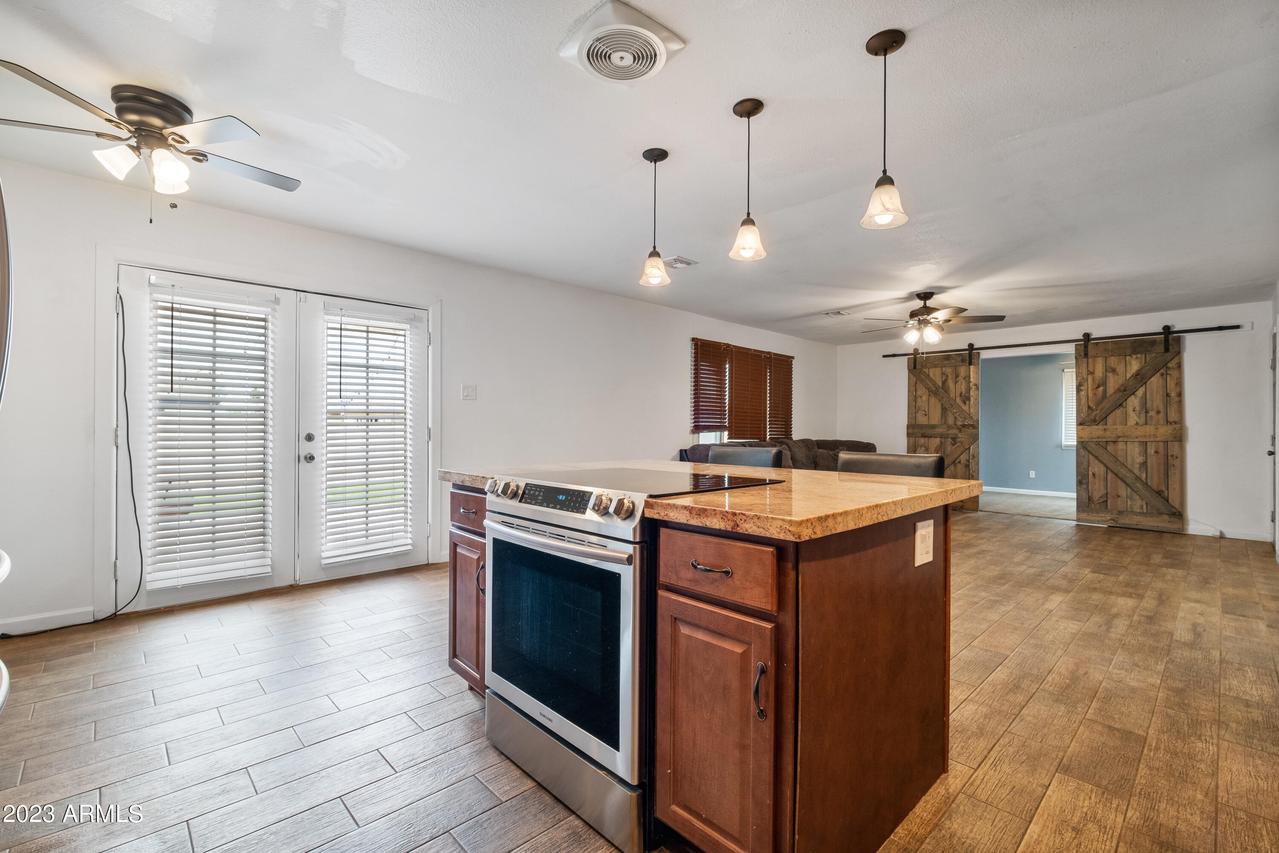 5228 S 44th Pl., Phoenix, AZ 85040