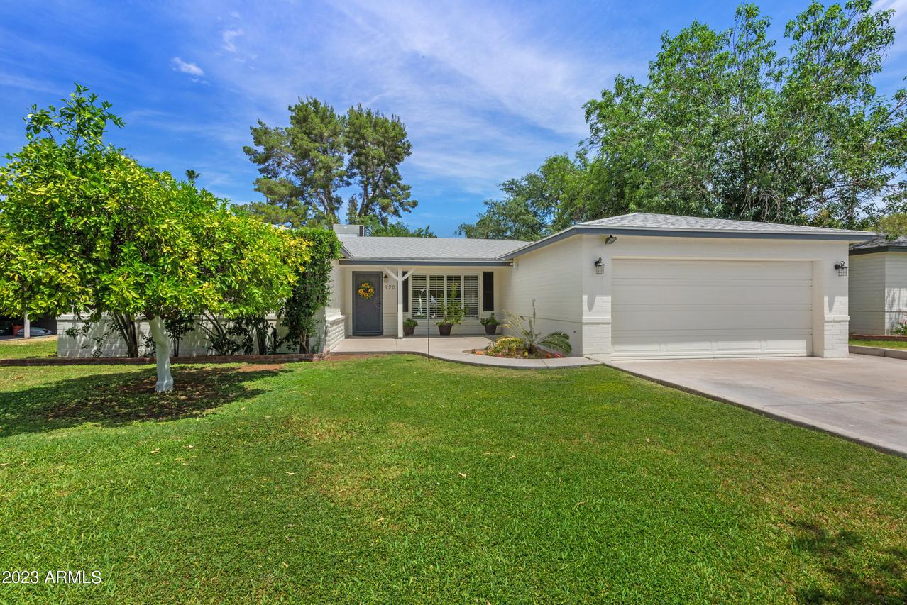 920 W Orangewood Ave., Phoenix, AZ 85021