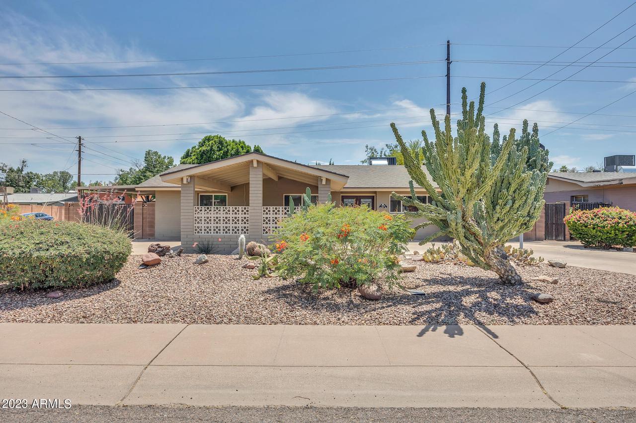8149 E Crestwood Way, Scottsdale, AZ 85250