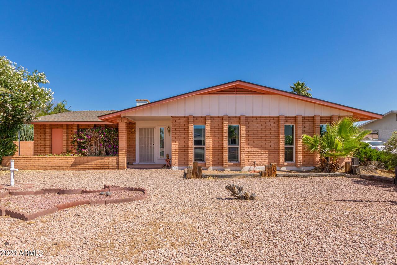 2264 E Encanto St., Mesa, AZ 85213