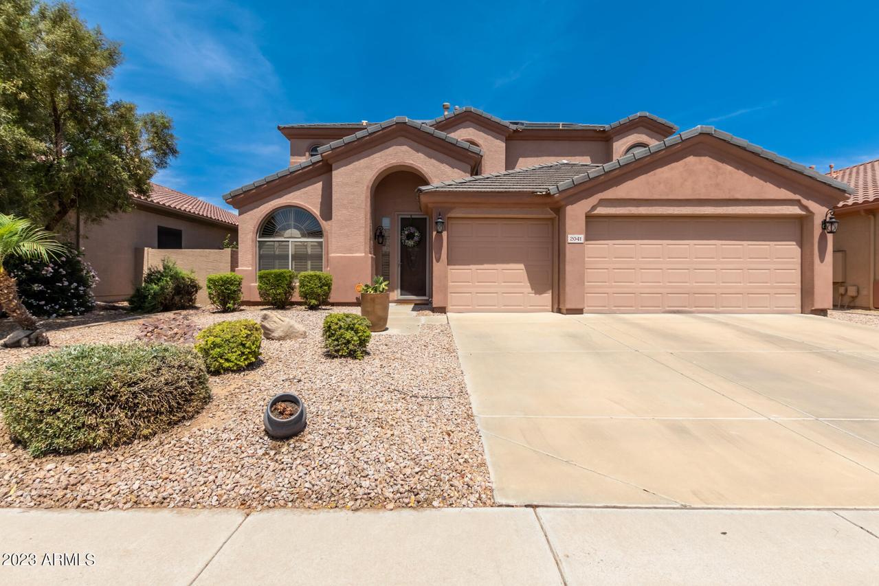 2041 N 135th Dr., Goodyear, AZ 85395